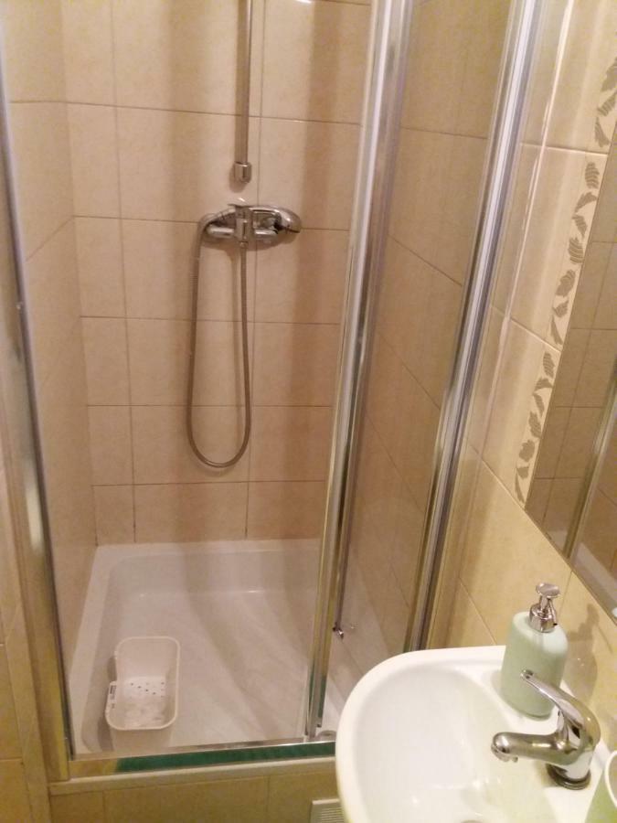 شقة كراكوفيا  في Klimatyczny Apartament المظهر الخارجي الصورة