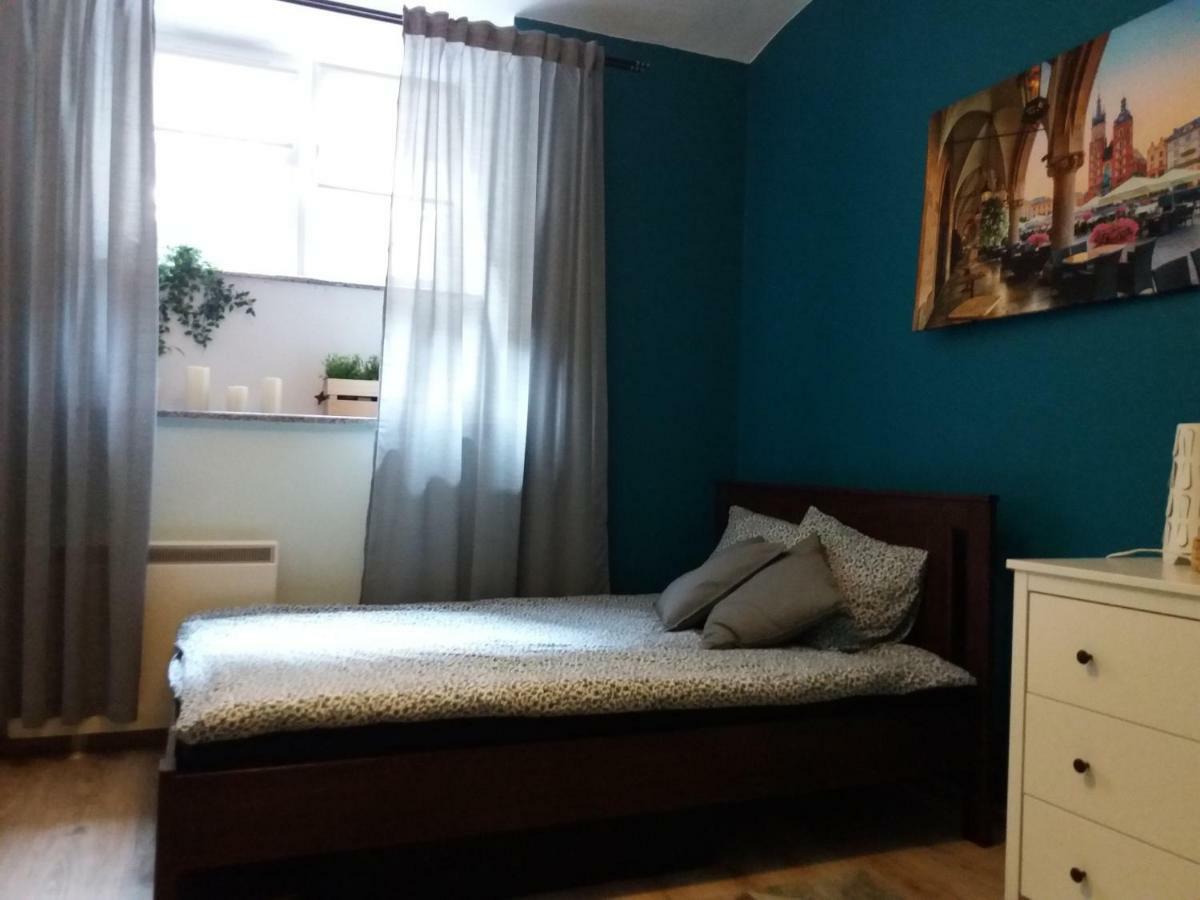 شقة كراكوفيا  في Klimatyczny Apartament المظهر الخارجي الصورة