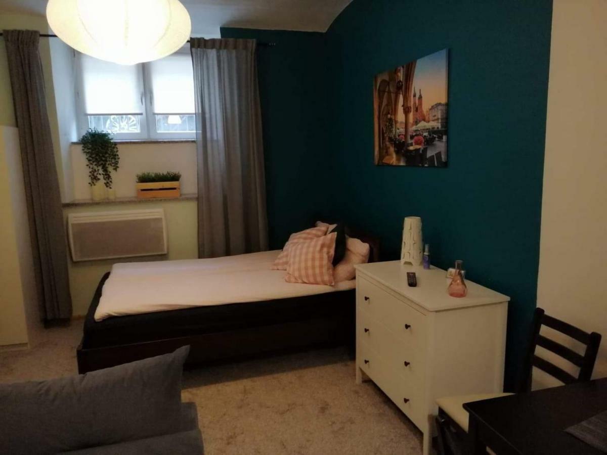 شقة كراكوفيا  في Klimatyczny Apartament المظهر الخارجي الصورة
